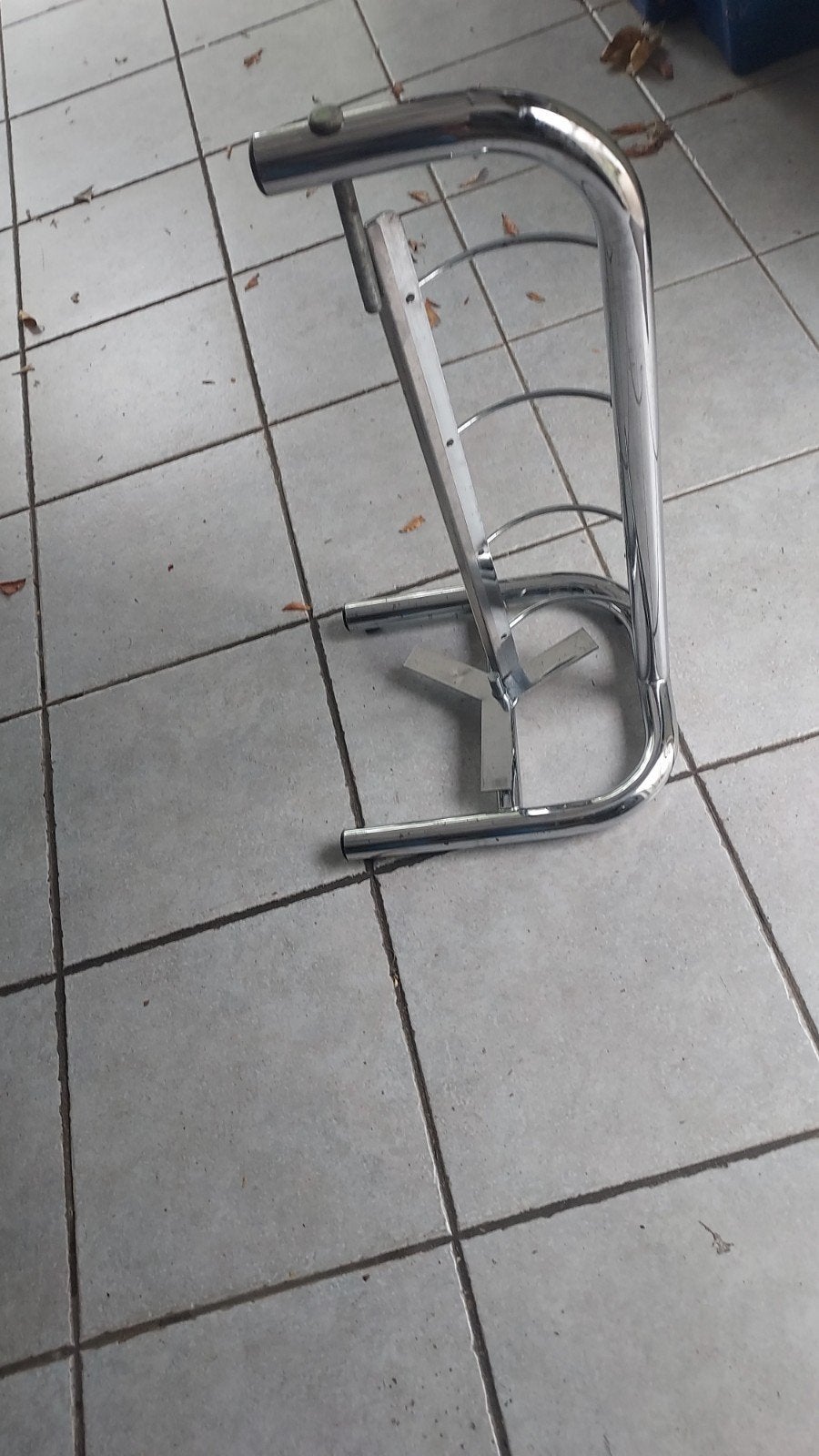 Staande papiermolen voor rollen tot 55 cm, Ophalen