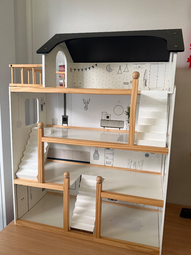 Poppenhuis Petit Amelie, Kinderen en Baby's, Speelgoed | Poppenhuizen, Ophalen, Zo goed als nieuw, Poppenhuis