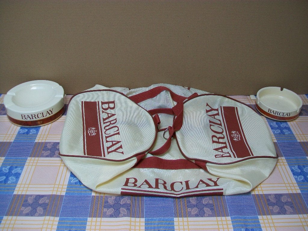 Barclay Asbak Cendrier - Sporttas - Tas Bag - Retro  Vintage, Verzamelen, Ophalen of Verzenden, Gebruikt, Gebruiksvoorwerp