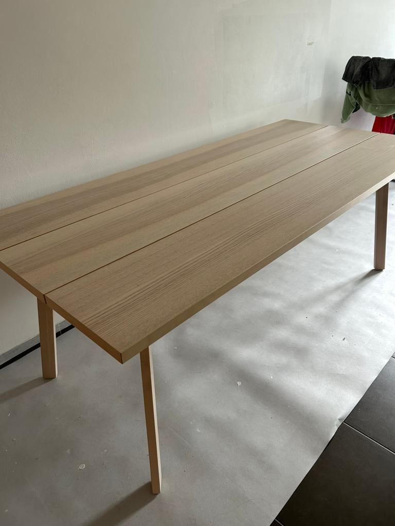 IKEA x HAY YPPERLIG dining table – 200x90 cm, Maison & Meubles, Tables | Tables à manger, Enlèvement