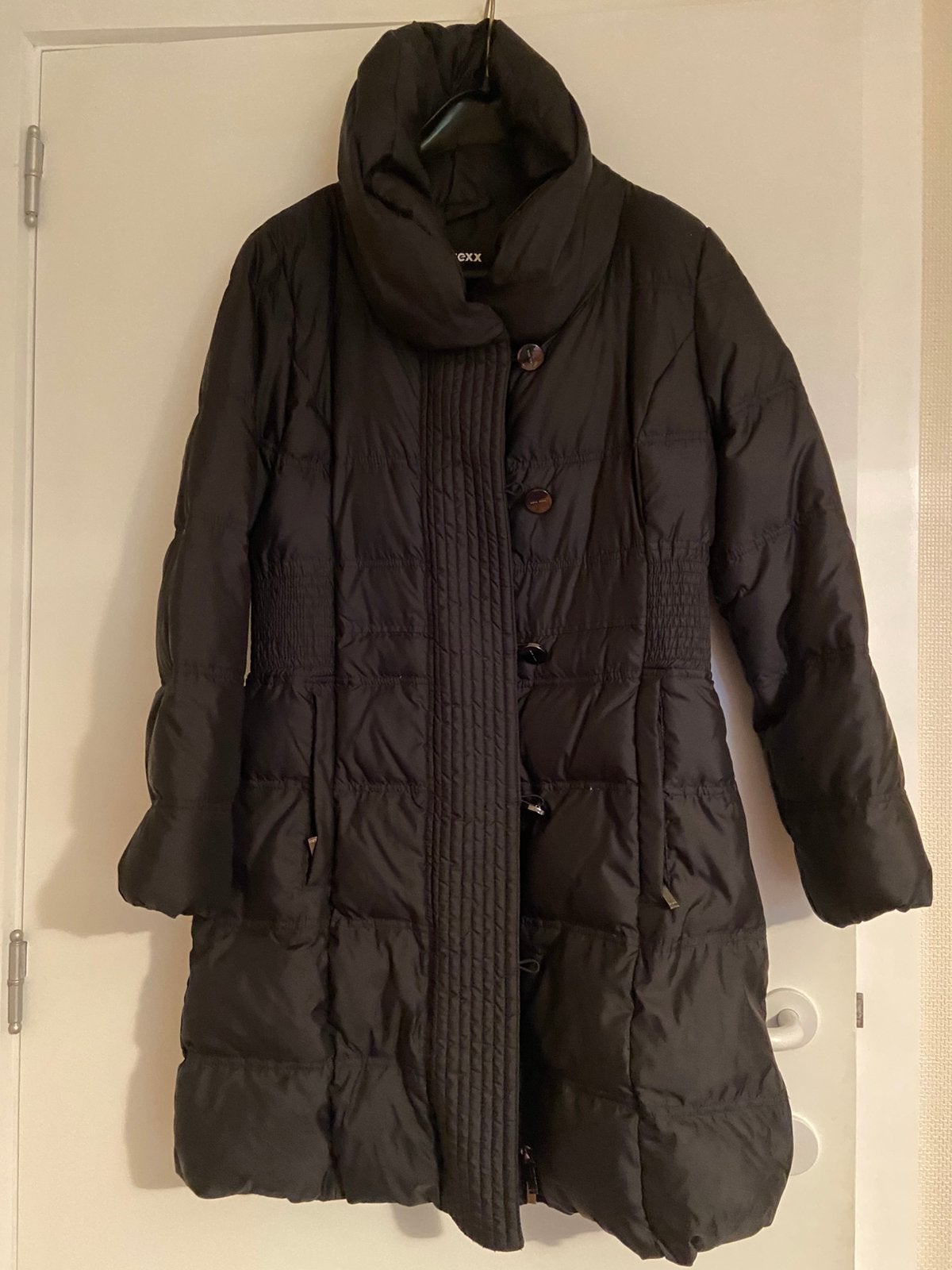 Zwarte damesmantel - puffer, Ophalen of Verzenden, Nieuw, Maat 38/40 (M), Zwart