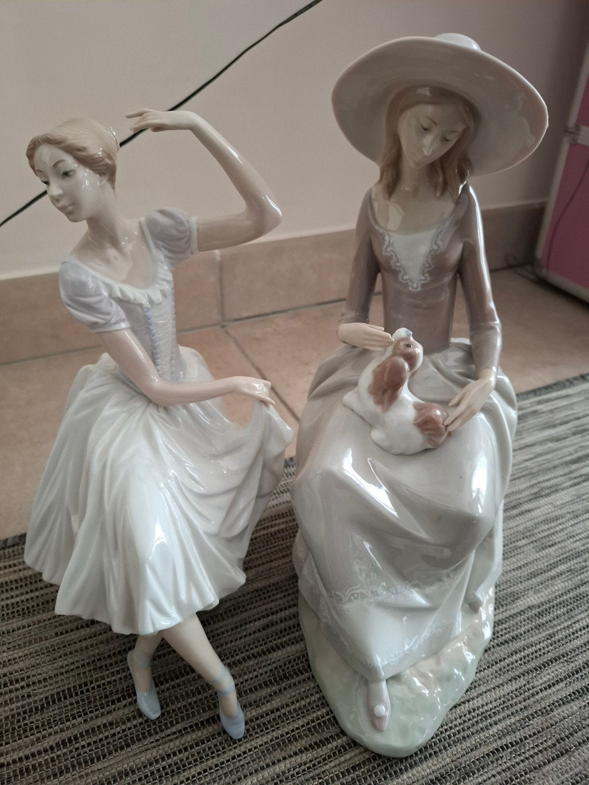 2 figurines fabriquées en Espagne, Maison & Meubles, Enlèvement