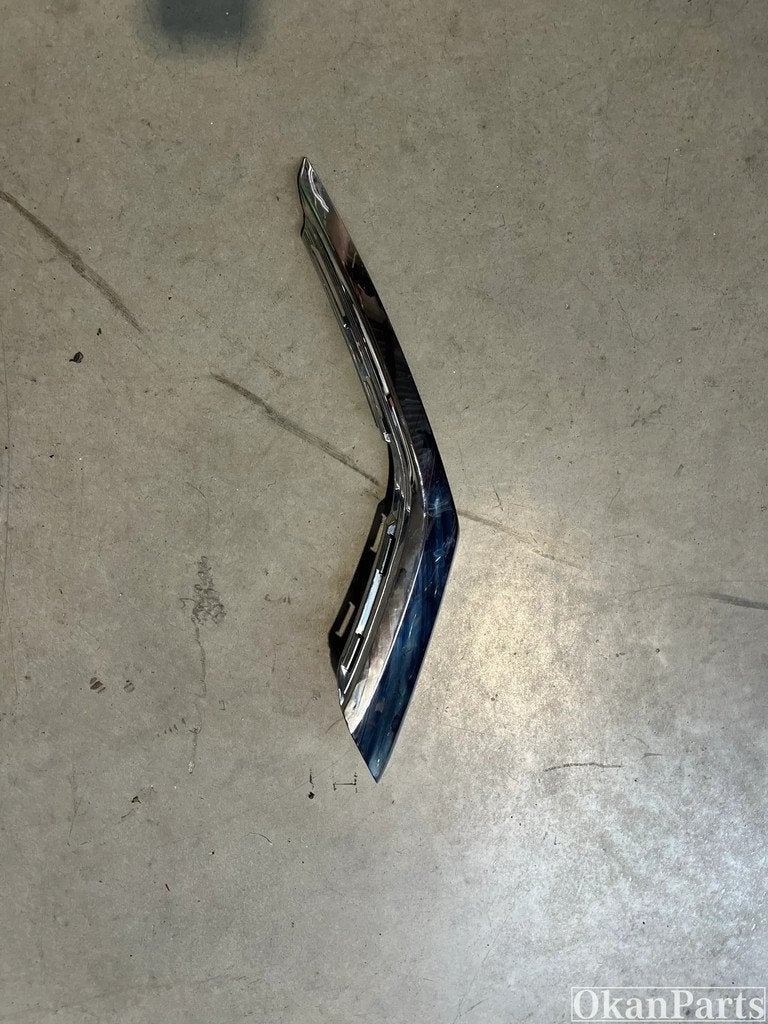 Mitshubishi Outlander Linker Sierstuk 6407A141, Gebruikt, Mitsubishi