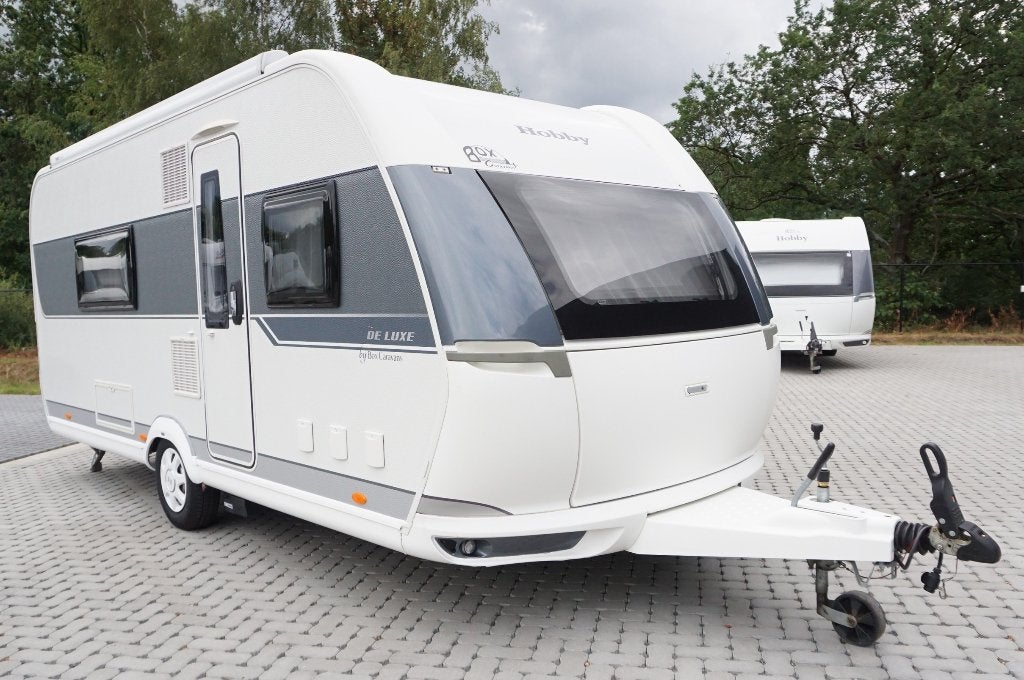 Mooie 4pers.Hobby met mover, voortent, luifel, BADKAMERCARAV, Caravans en Kamperen, Caravans, Bedrijf, tot en met 4, Rondzit, Hobby