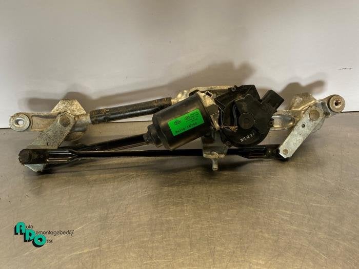 Ruitenwismotor + Mechaniek van een Kia Rio (Rio 12-), -, -, Ophalen of Verzenden, -