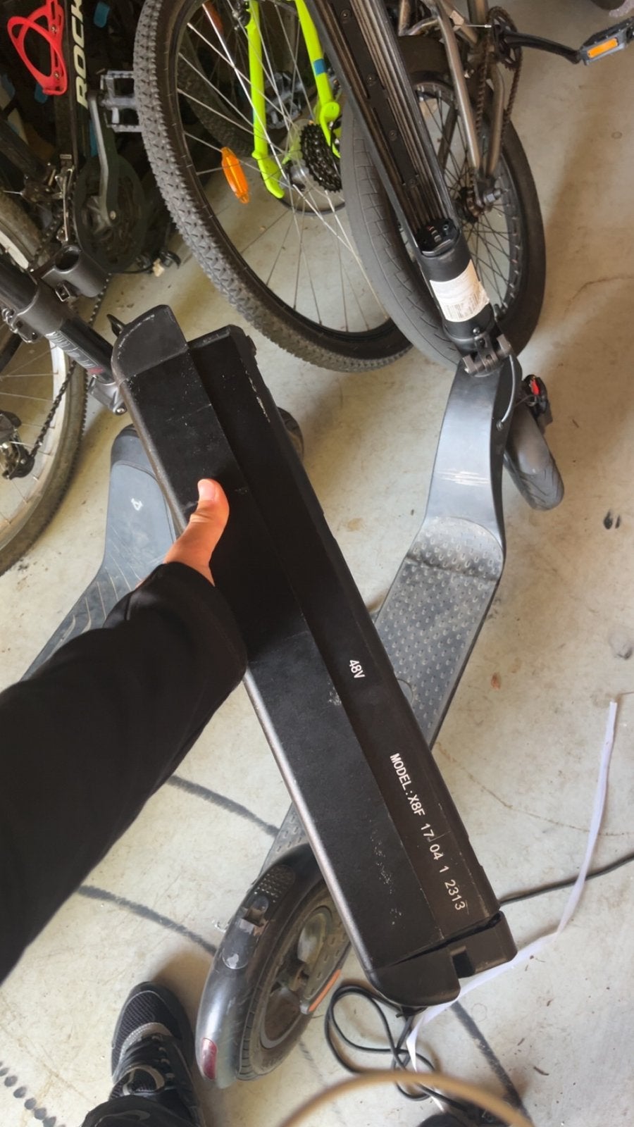 Batterie pour trottinette electrique augment ES210, Vélos & Vélomoteurs, Enlèvement ou Envoi, Comme neuf