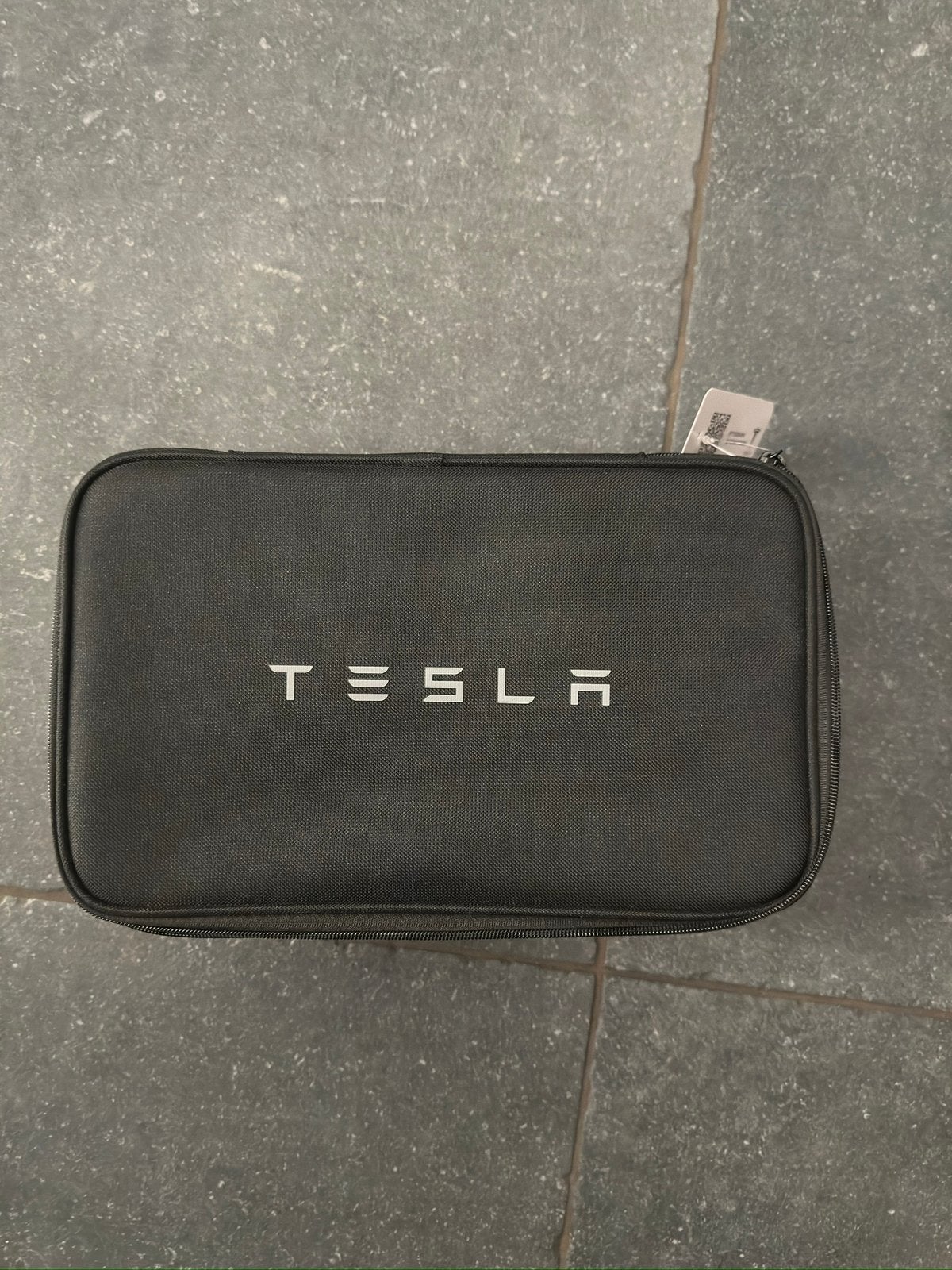 Tesla trekhaak, Enlèvement ou Envoi