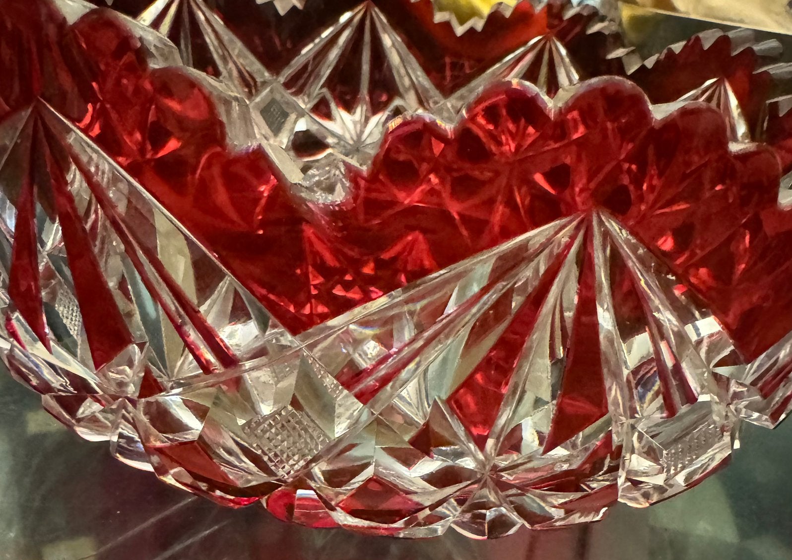 Val Saint Lambert Coupe en cristal rouge, Antiquités & Art, Enlèvement