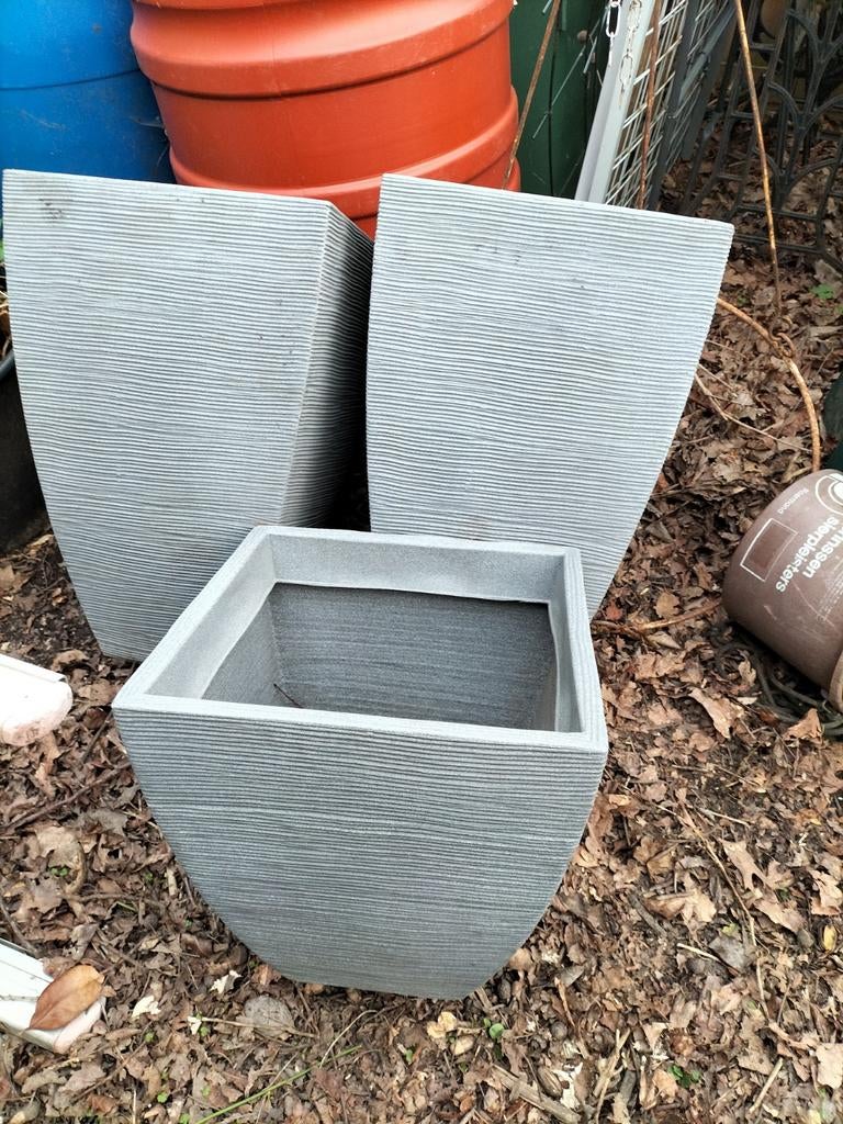 3  grote kunstof bloempotten plantenbakken grijs antraciet, Ophalen, Kunststof