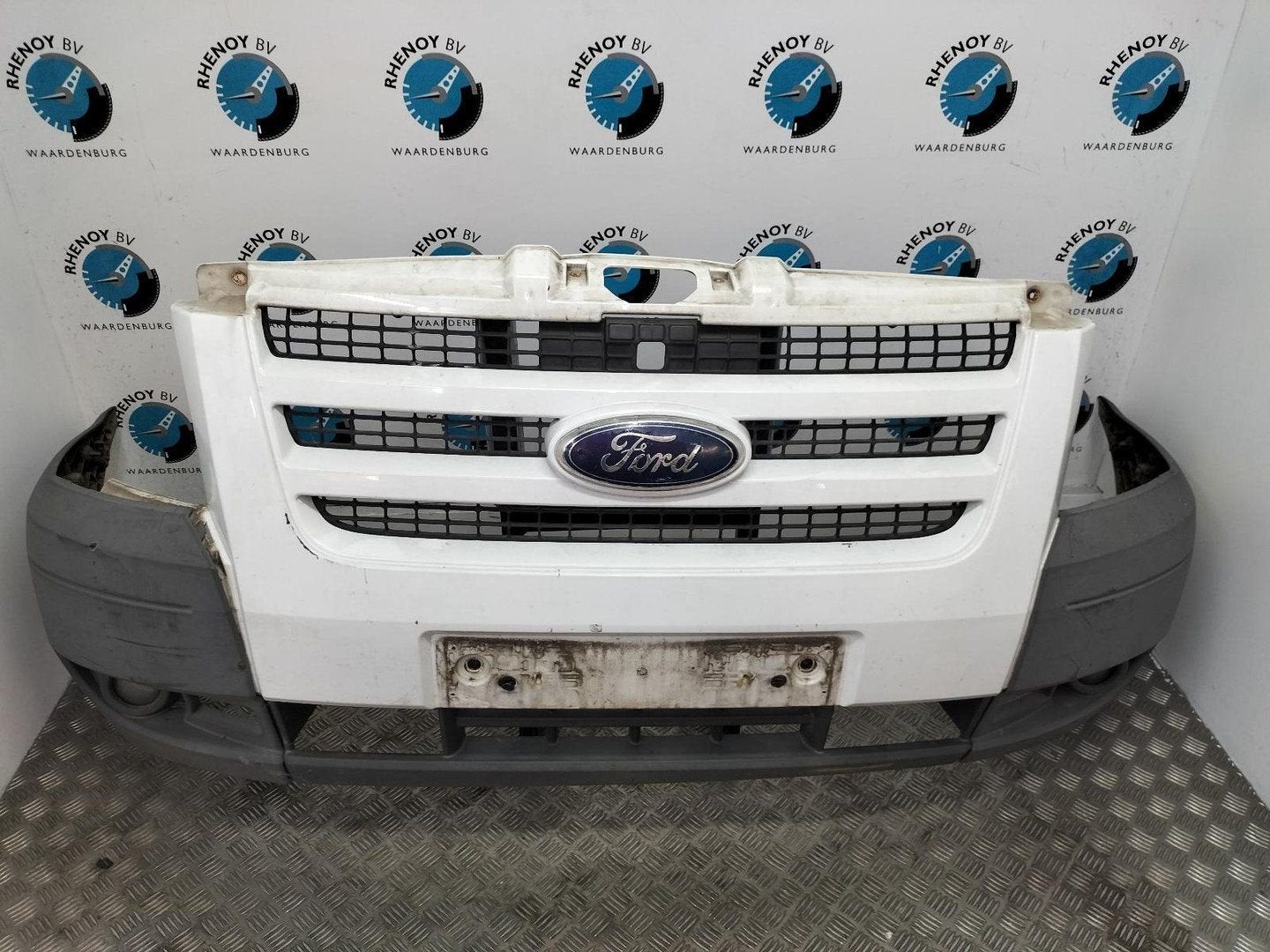 FORD TRANSIT 300M 2.2 TDCI HD  VOORBUMPER 2010, Enlèvement ou Envoi, Utilisé, ARN reconnu