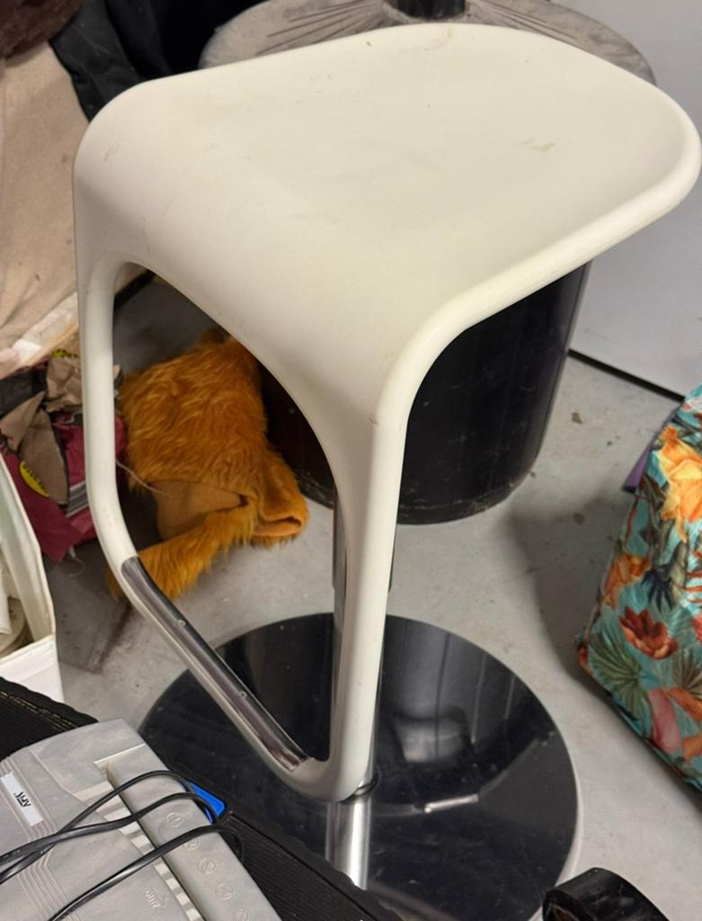 Ikea barkruk goede staat, Huis en Inrichting, Barkrukken, Ophalen, Zo goed als nieuw