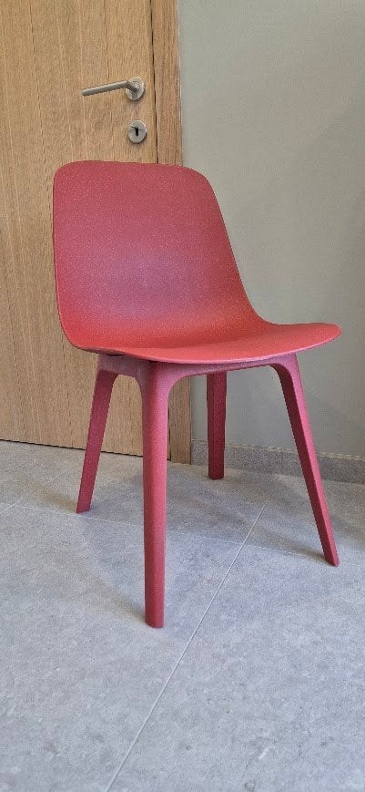 2 ODGER IKEA eetkamerstoelen Rood, Huis en Inrichting, Stoelen, Ophalen, Zo goed als nieuw, Rood, Modern