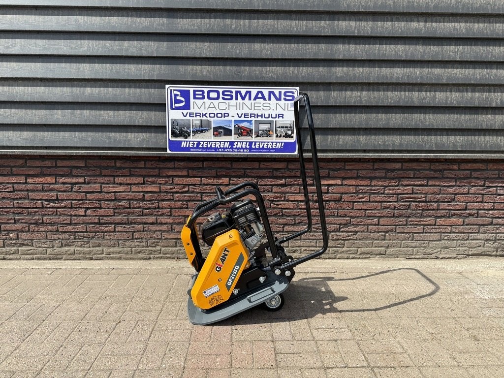 Giant GP2155 G Benzine Trilplaat NIEUW, Articles professionnels, Machines & Construction | Autre, Tobroco, Info@tobroco.nl, Sprendlingenstraat 57
5061 KM  Oisterwijk, NL