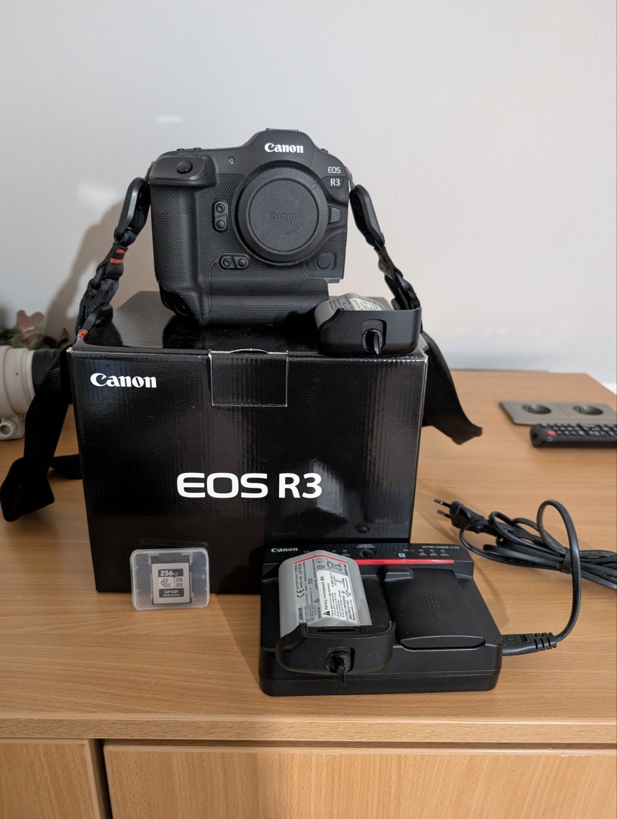 Canon EOS R3 Body – Schitterende staat (Slechts 30k kliks!), TV, Hi-fi & Vidéo, Sans zoom optique, Enlèvement ou Envoi, Canon