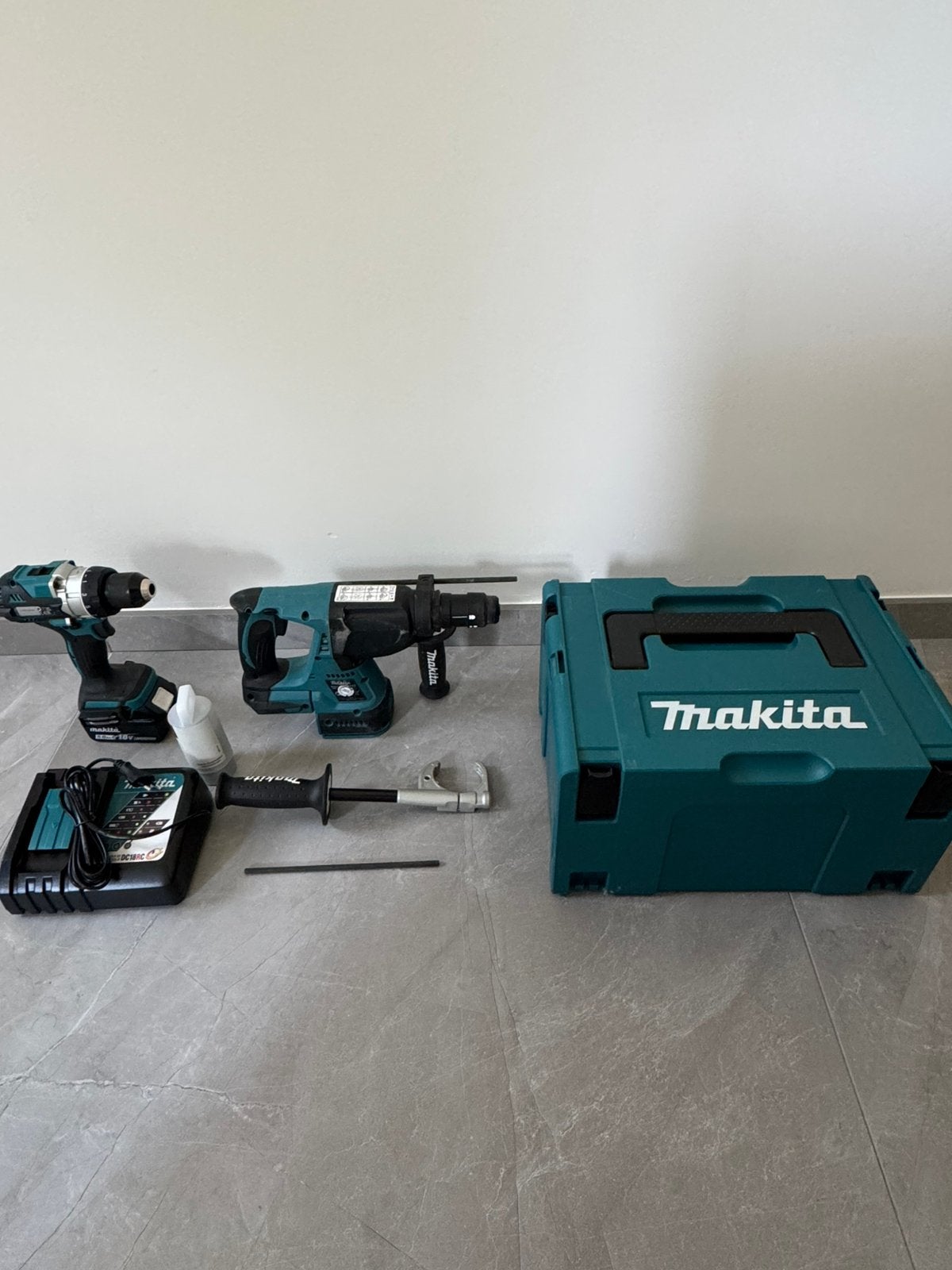 Makita DHR243Z 18V Brushless SDS+ Boorhamer Set +Accu +Lader, Ophalen, Zo goed als nieuw, Boor- en Schroefmachine