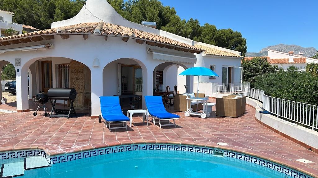 Villa bij Altea 4 pers privézwembad zeezicht Calpe-Benidorm, Eigenaar