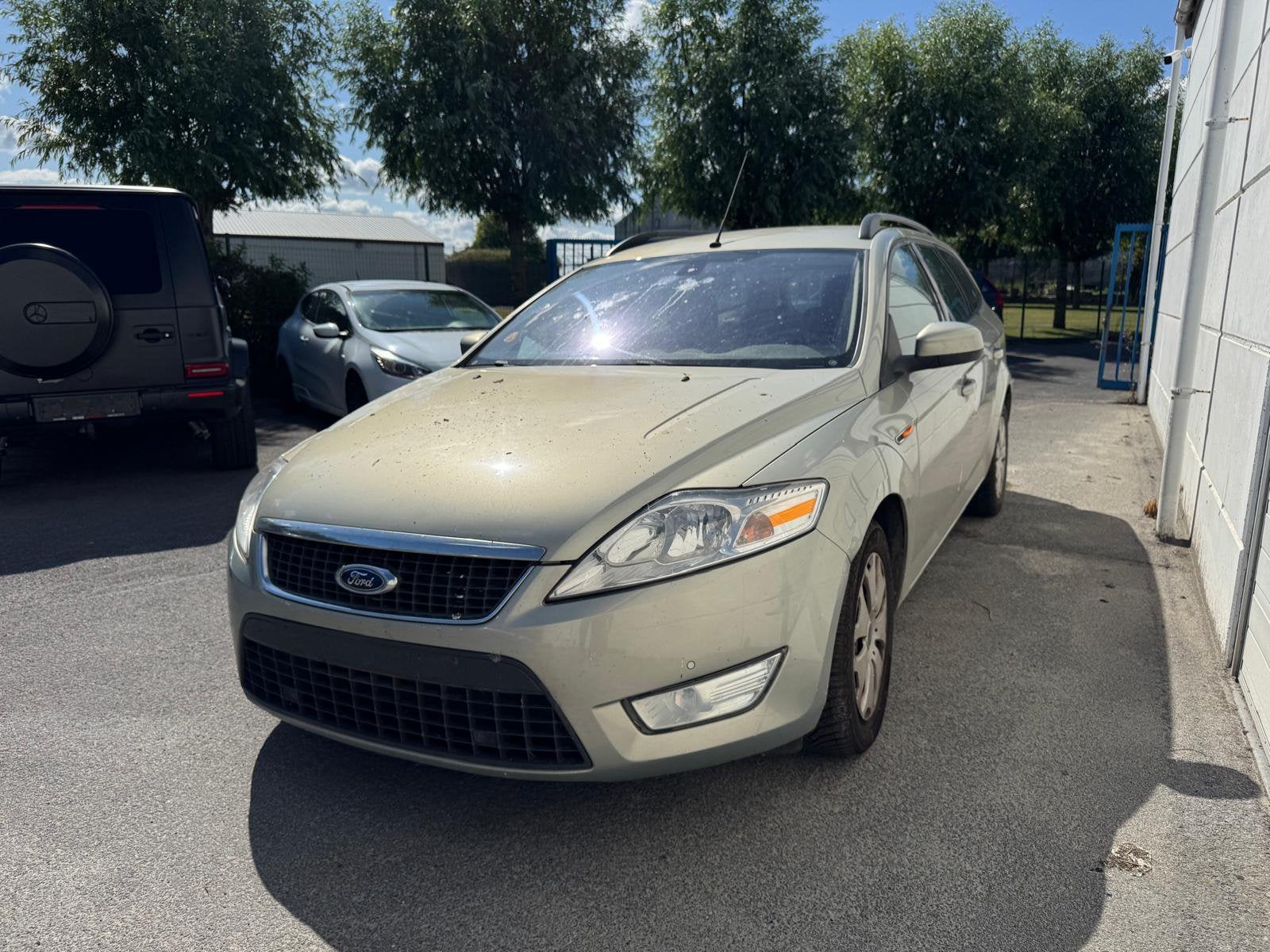 Ford Mondeo 1.8d •export• •handelaar•, Mondeo, https://public.car-pass.be/vhr/7b549a87-b6cd-492f-baea-6acd4c032227, Bedrijf, Diesel