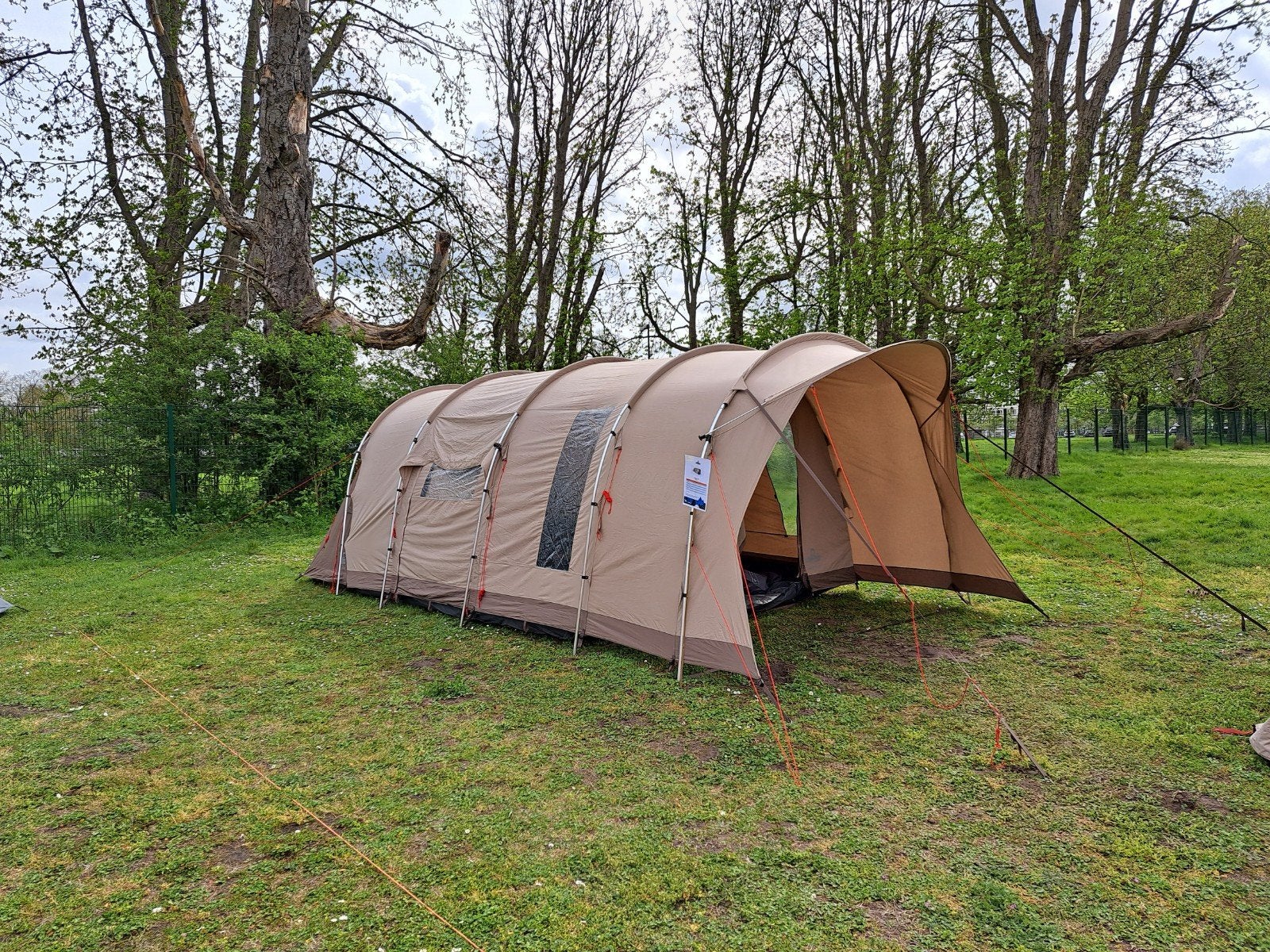 Nomad Lodge Air 5 tent, Caravanes & Camping, Enlèvement