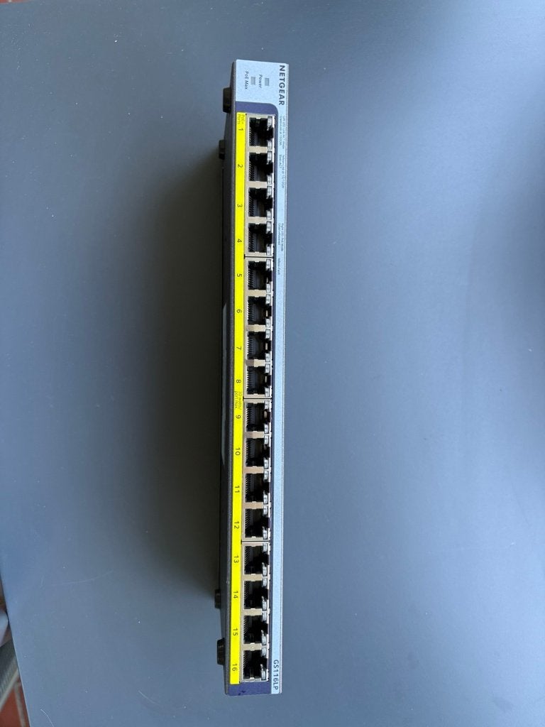 Switch Netgear GS116LP, Ophalen, Zo goed als nieuw