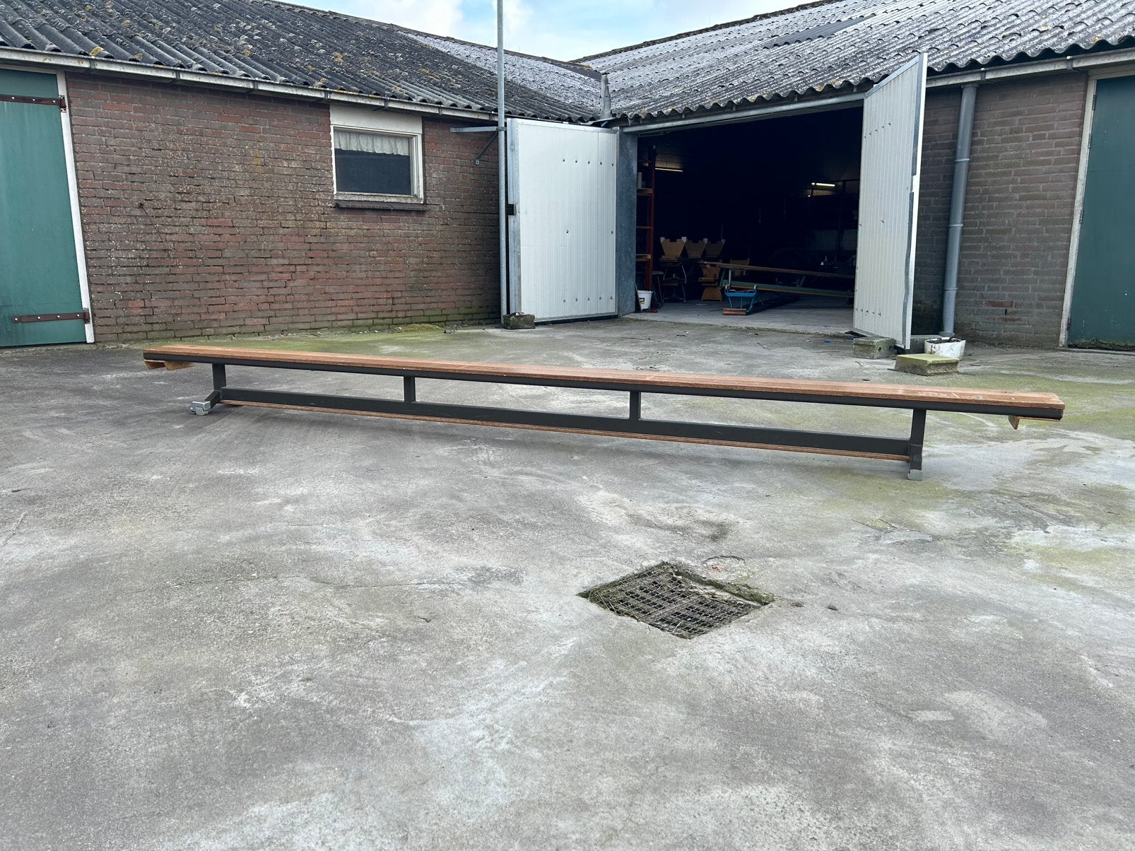 Banc de gymnastique 420 cm - 15 pièces !, Enlèvement, Comme neuf, Matériel