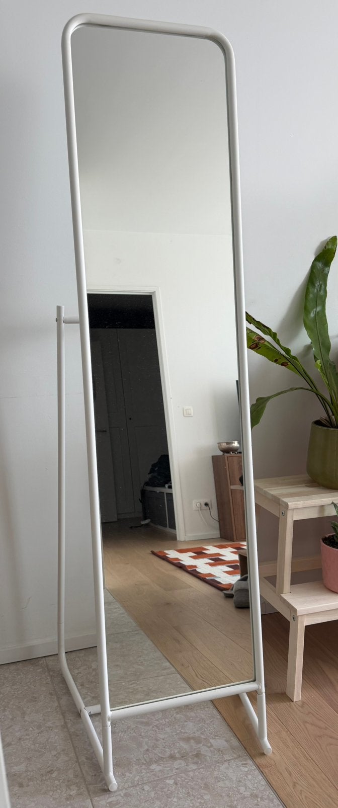 Ikea knapper spiegel, Ophalen, Zo goed als nieuw