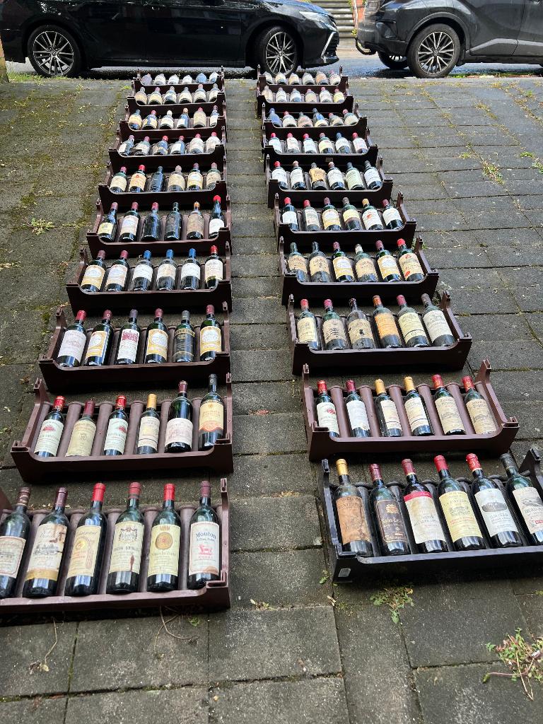 vin, Pleine, Comme neuf, Enlèvement, Vin rouge