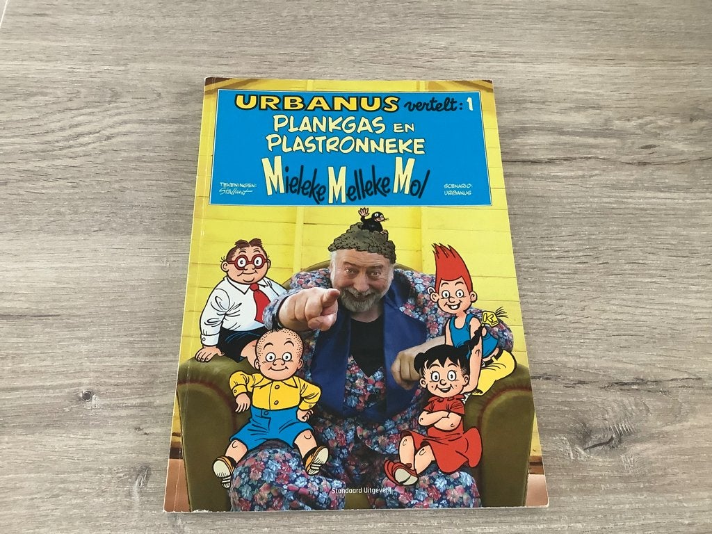 Urbanus verteld deel 1 (2008), Eén stripboek, Ophalen of Verzenden, Gelezen, Urbanus en Stallaert