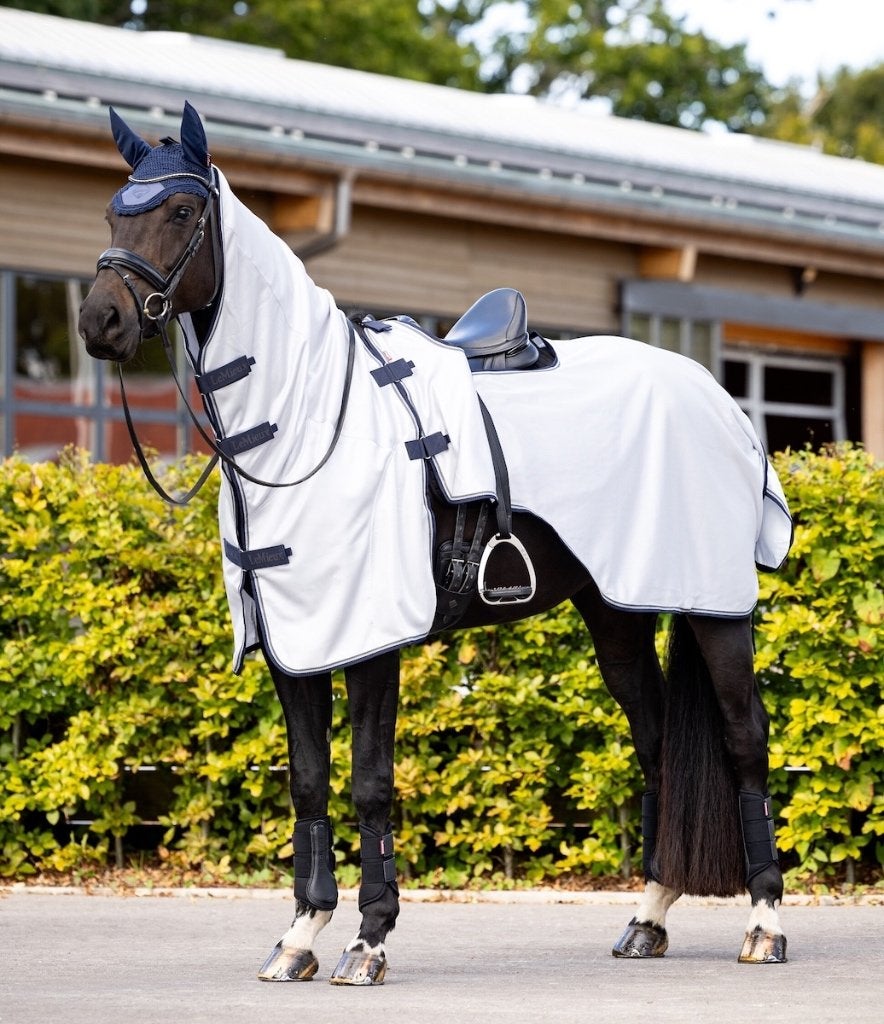 LeMieux Ride On Vliegen uitrijdeken maat L SALE -35%!!, Dieren en Toebehoren, Paarden en Pony's | Dekens en Dekjes, Full (L), Vliegendeken