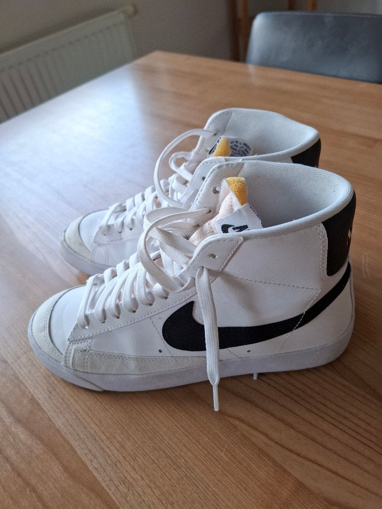 Baskets Nike 38.5 à peine portées, Enlèvement, Comme neuf, Sneakers et Baskets