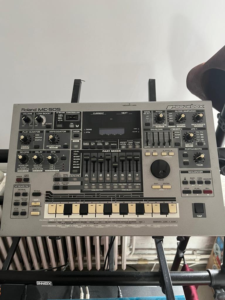 Roland mc 505, Muziek en Instrumenten, Ophalen, Gebruikt, Roland