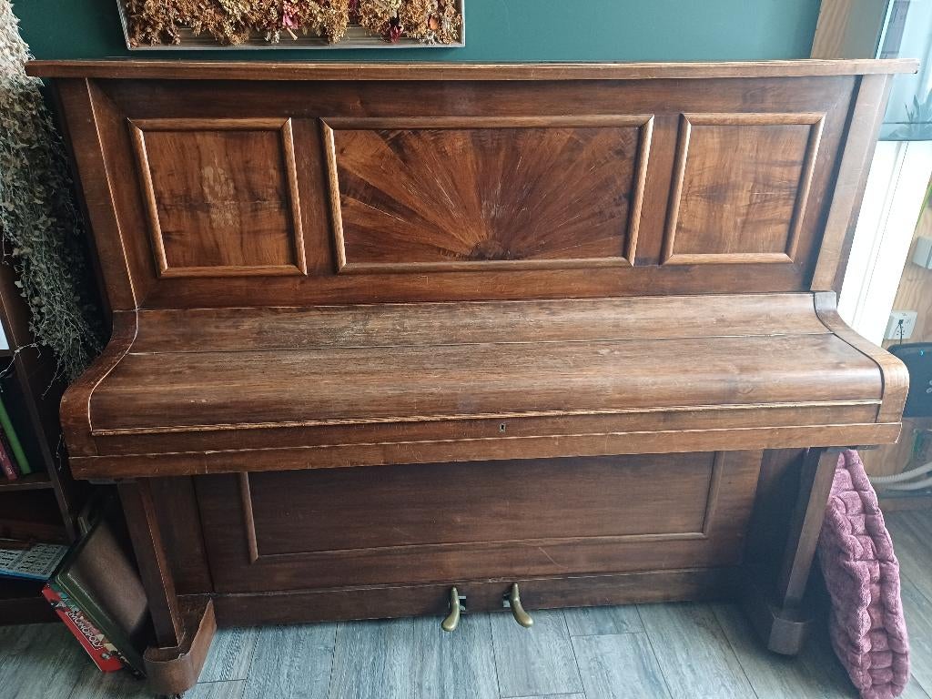 Buffetpiano decoratiestuk, Muziek en Instrumenten, Ophalen, Gebruikt, Bruin, Piano