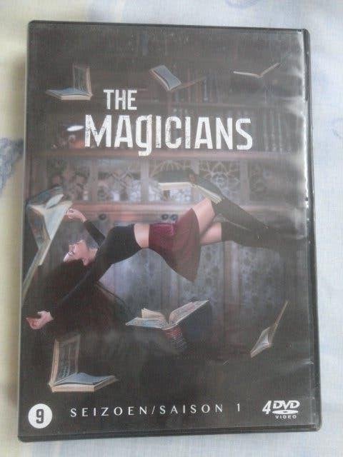 The Magicians, CD & DVD, DVD | TV & Séries télévisées, Enlèvement ou Envoi, Science-Fiction et Fantasy, Comme neuf, Saison 1