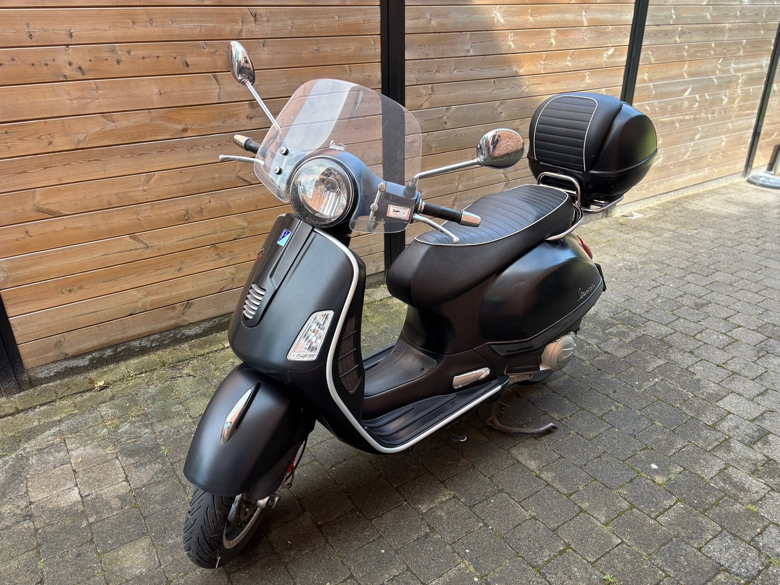Vespa GTS 125, Motoren, Particulier