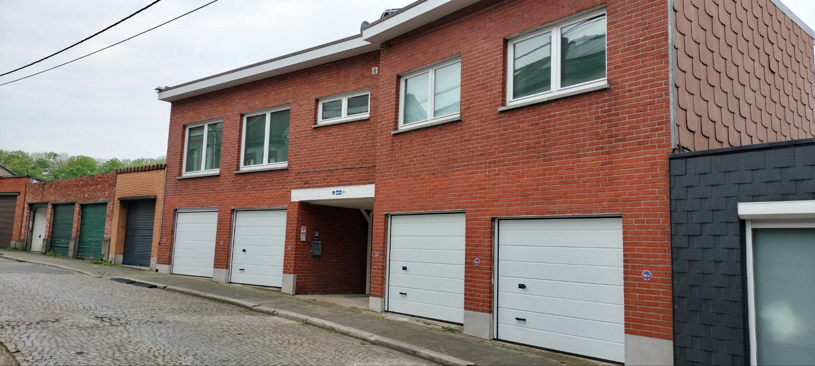 Garage sécurisé / Garde-meuble / Box de stockage Seraing, Immo, Province de Liège