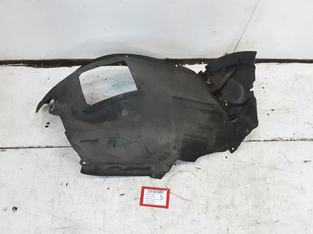 PARE BOUE AVANT GAUCHE BMW X1 (E84) (01-2009/06-2015), Gauche, Garde-boue, Mevr. I. Hauben, Utilisé
