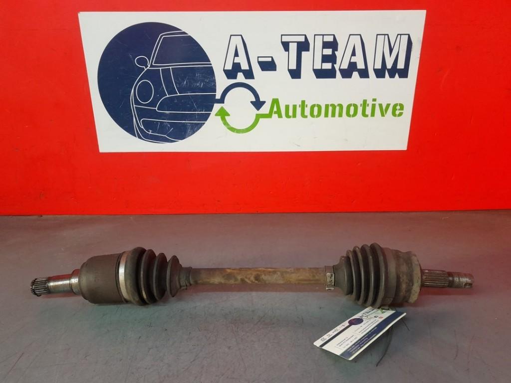 ARBRE DE TRANSMISSION AVANT GAUCHE Fiat Panda (169), Utilisé, Fiat