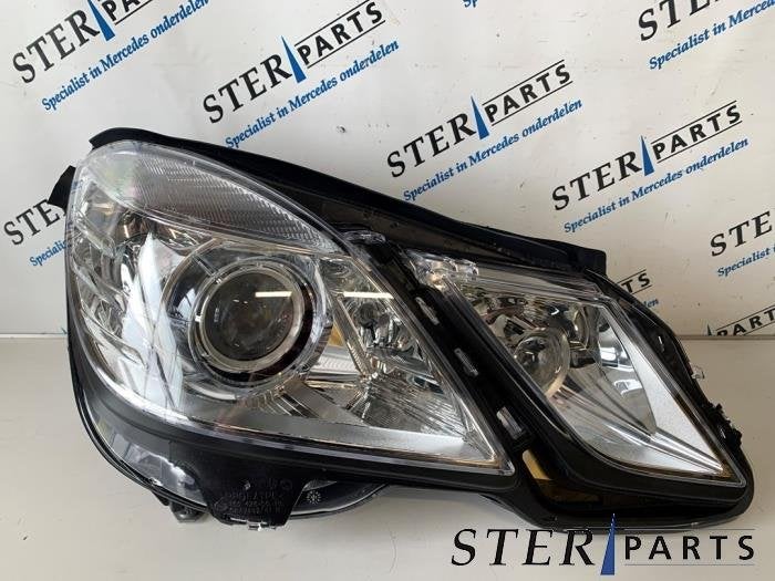 Phare droit d'un Mercedes E-Klasse, Neuf, -, -, Enlèvement ou Envoi