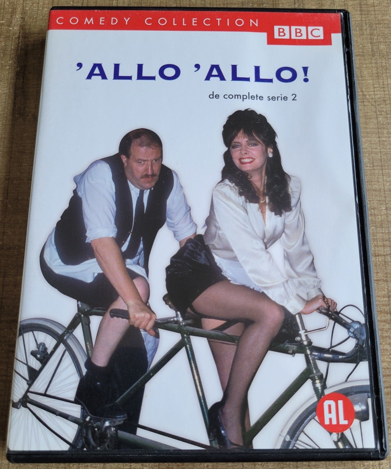Allo Allo seizoen 2, Enlèvement ou Envoi, Anglais, Saison 2, Comédie