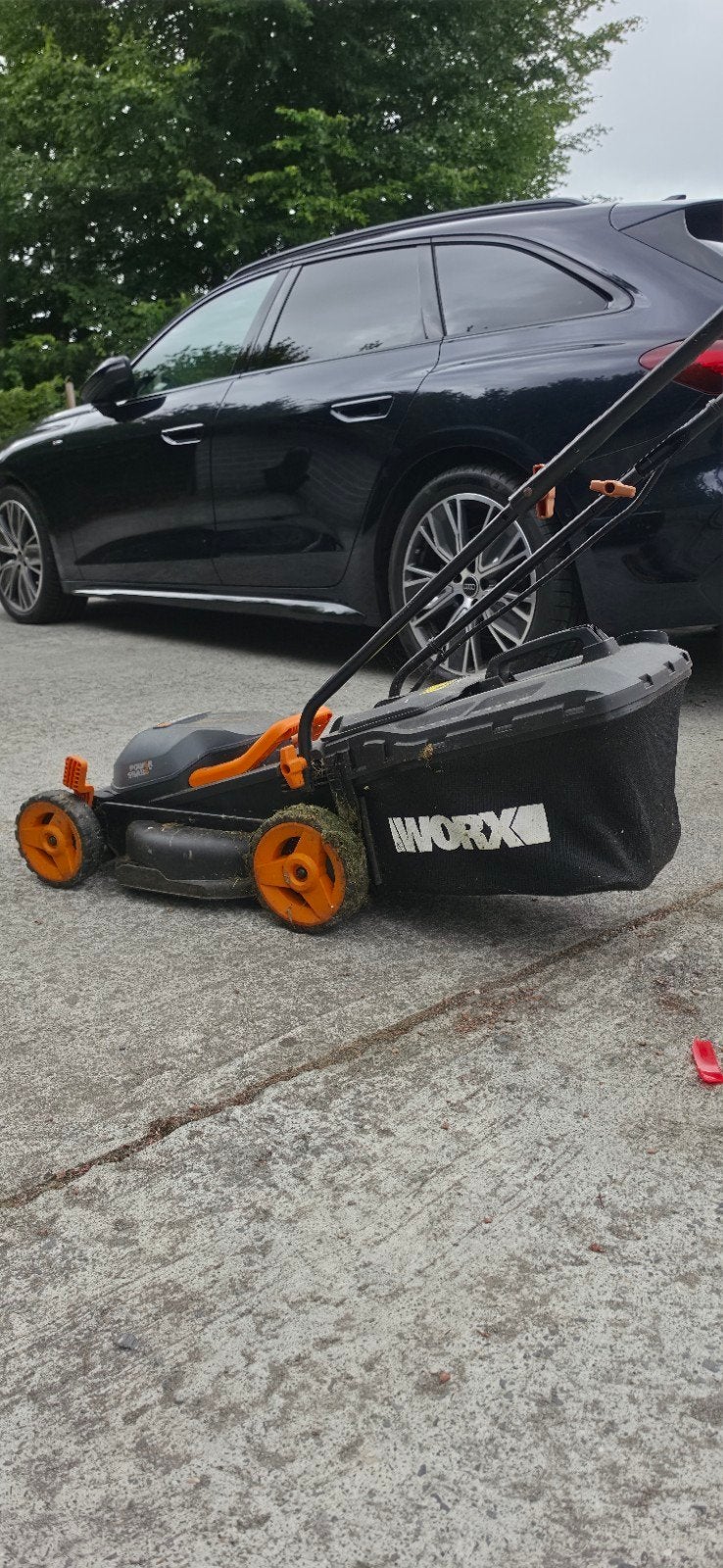 Tondeuse Worx + coupe bordure + 2 batteries, Enlèvement, Utilisé, Tondeuses à gazon sur batterie, WORX