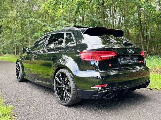 Audi RS3 Sportback Quattro | Pano | B&O | Matrix | Carbon, Auto's, Automaat, RS3, Zwart, https://public.car-pass.be/vhr/996794c1-9243-4119-98dd-69cfb101513b