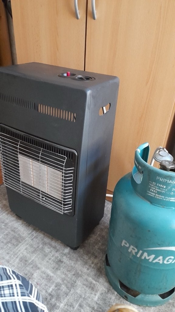 Gaskachel met gasbidon, Ophalen, Gebruikt, Gas, Vrijstaand
