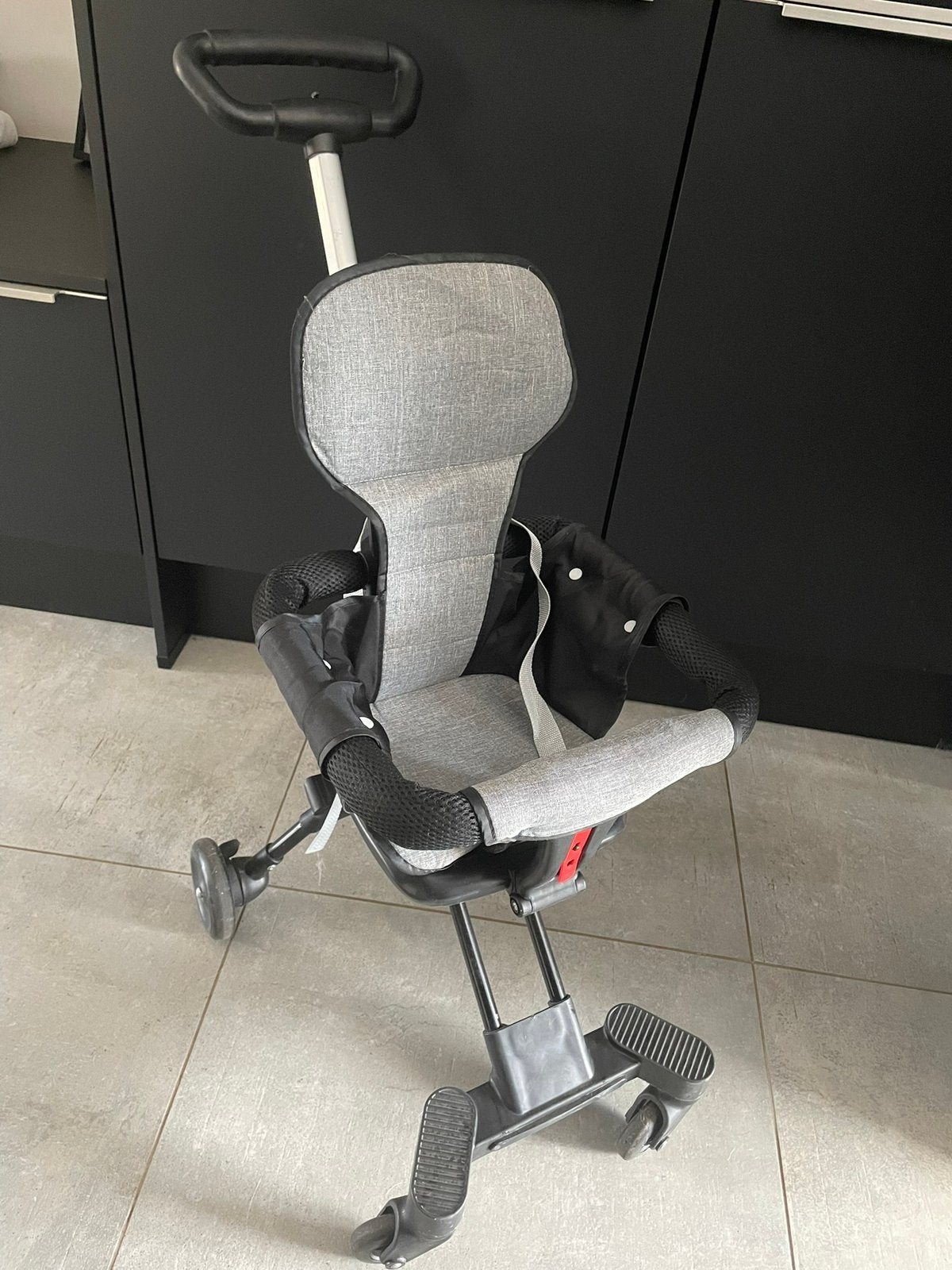 Lichtgewicht opvouwbare buggy (geschikt voor vliegtuig), Enfants & Bébés, Enlèvement, Comme neuf, Autres marques, Ombrelle