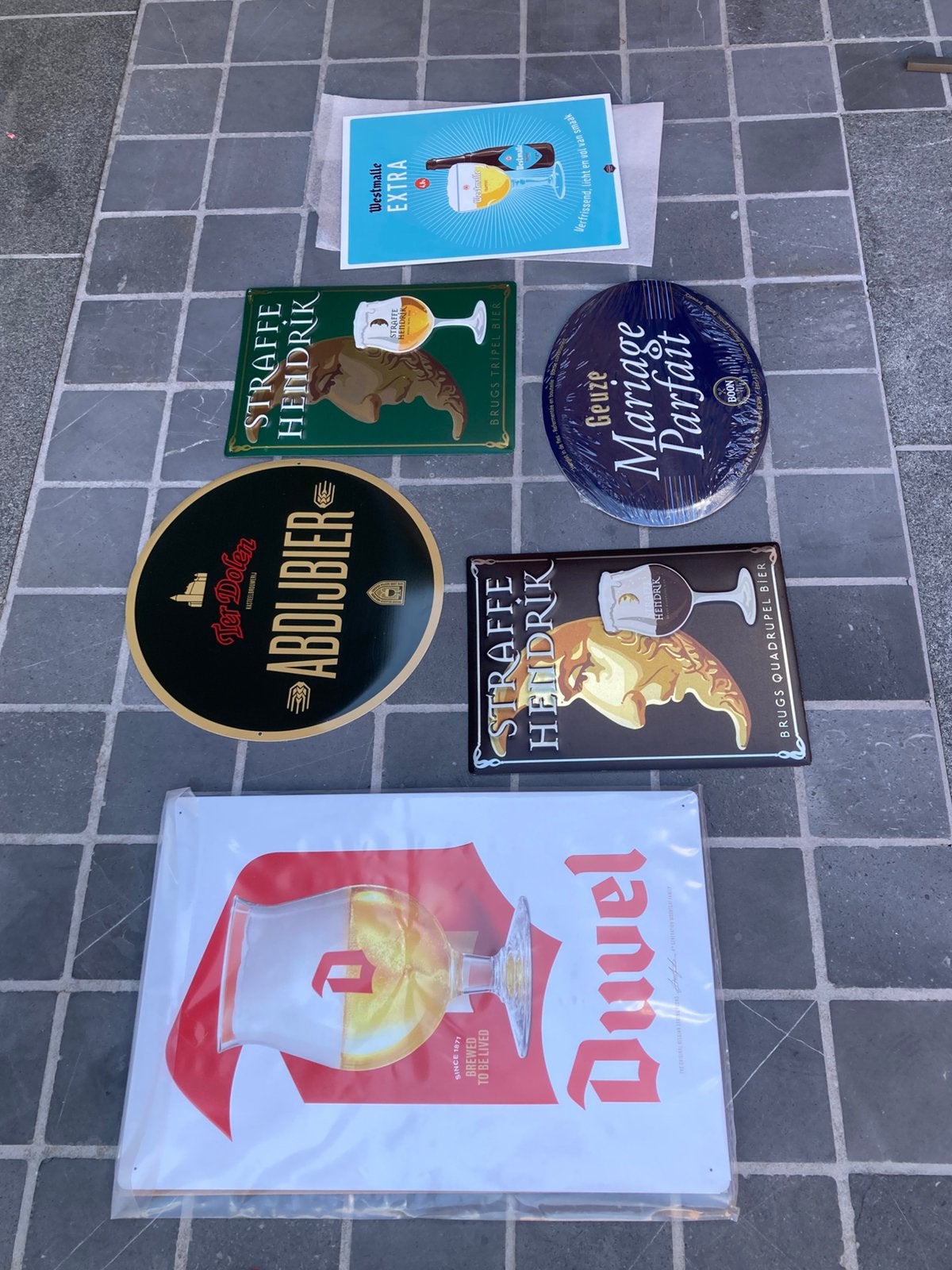 6 panneaux publicitaires originaux pour la bière, Collections, Marques de bière, Enlèvement ou Envoi, Comme neuf, Duvel