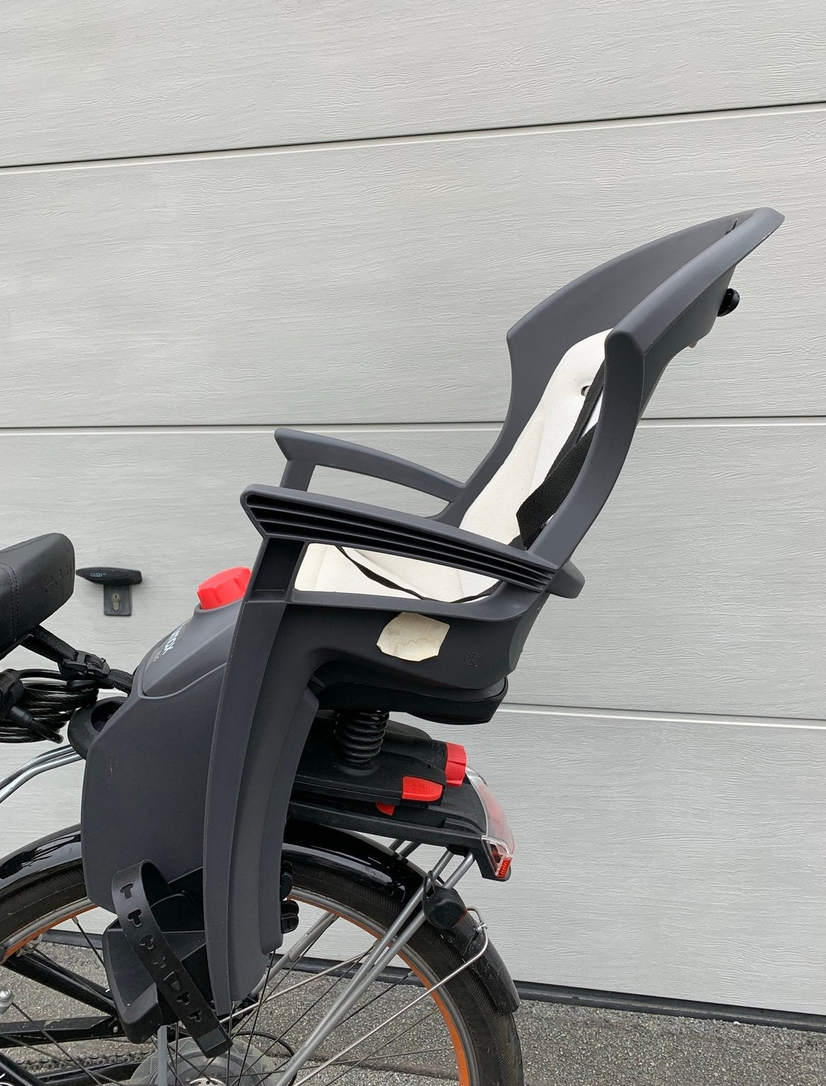 Hamax PLUS met kantelsysteem - tot 25kg, Repose-pieds, Enlèvement, Siège arrière, 15 à 25 kg