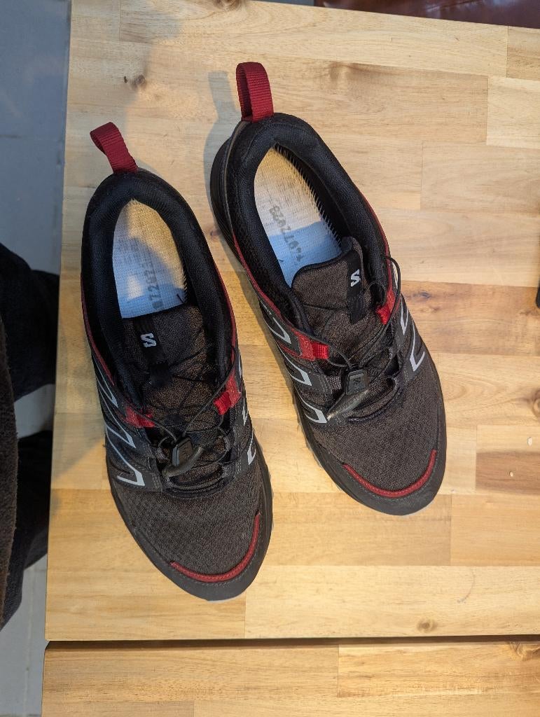 Salomon trailschoenen - zo goed als nieuw - maat 44, Ophalen of Verzenden, Zo goed als nieuw, Salomon, Sportschoenen