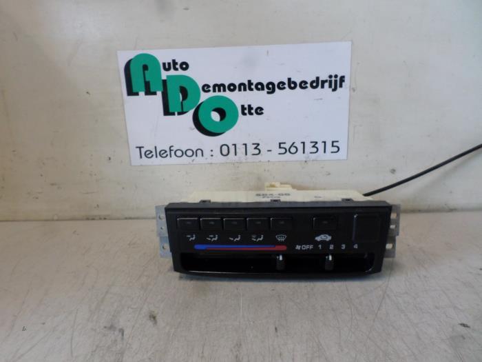 Panneau de commandes chauffage d'un Honda Civic (Civic 95-), Autos : Pièces & Accessoires, Tableau de bord & Interrupteurs, Honda