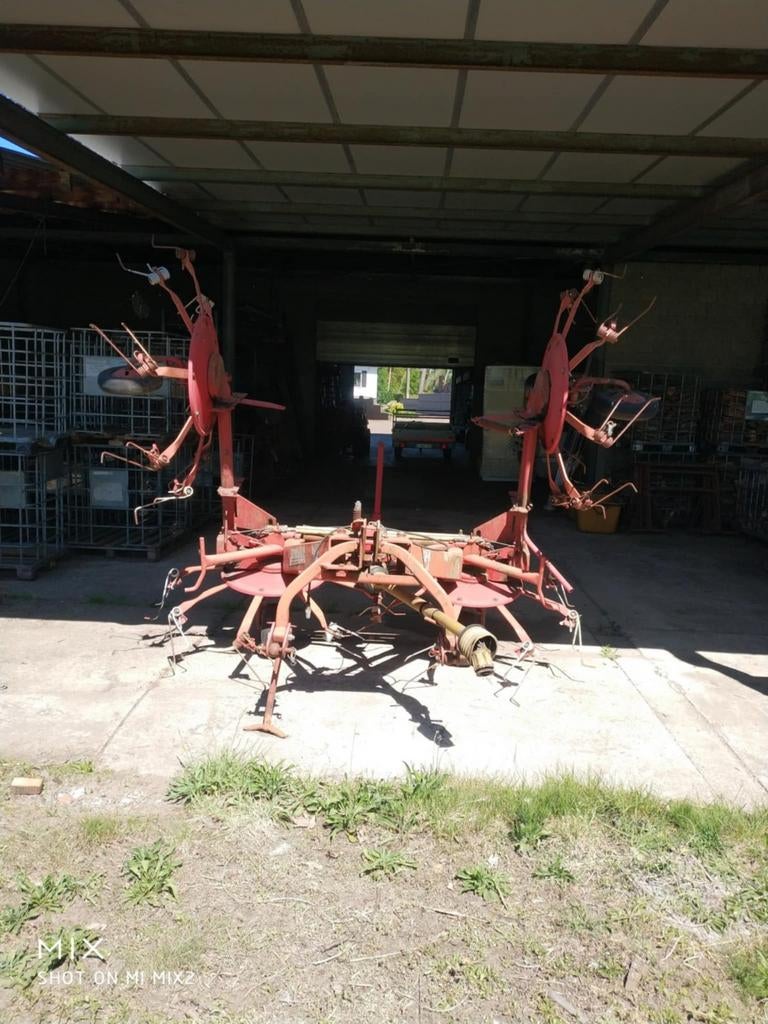 Machine voor te hooien in goede staat, Zakelijke goederen, Ophalen, Veehouderij