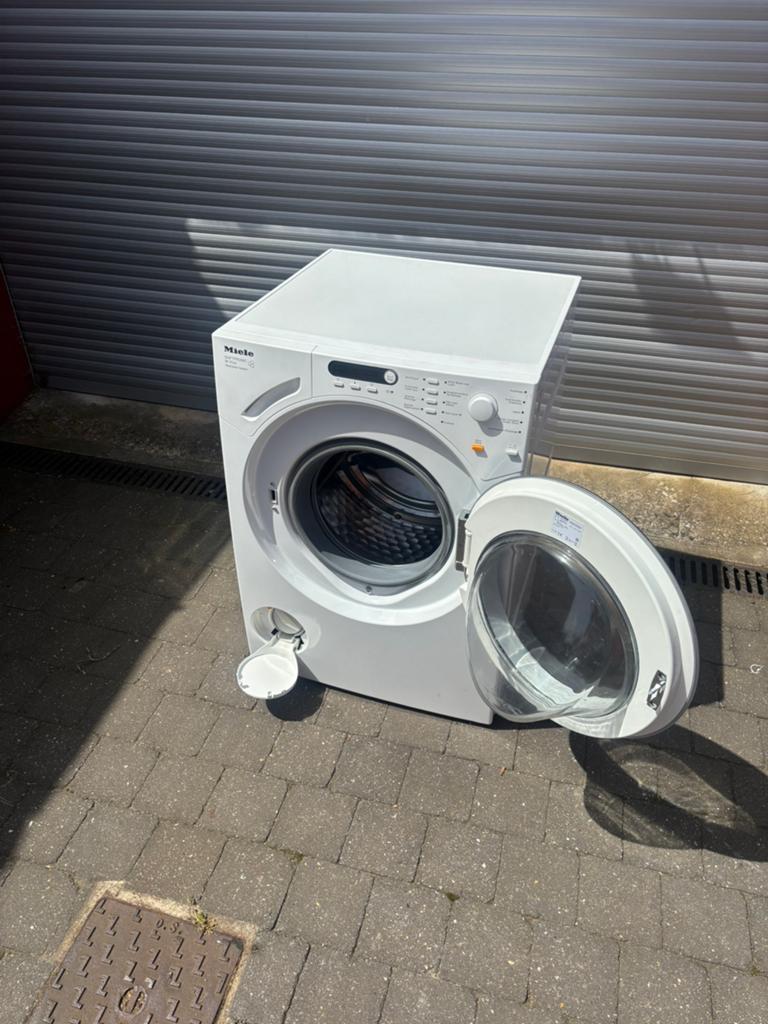 Miele wasmachine, Electroménager, Lave-linge, Enlèvement, Reconditionné, 1200 à 1600 tours, Chargeur frontal