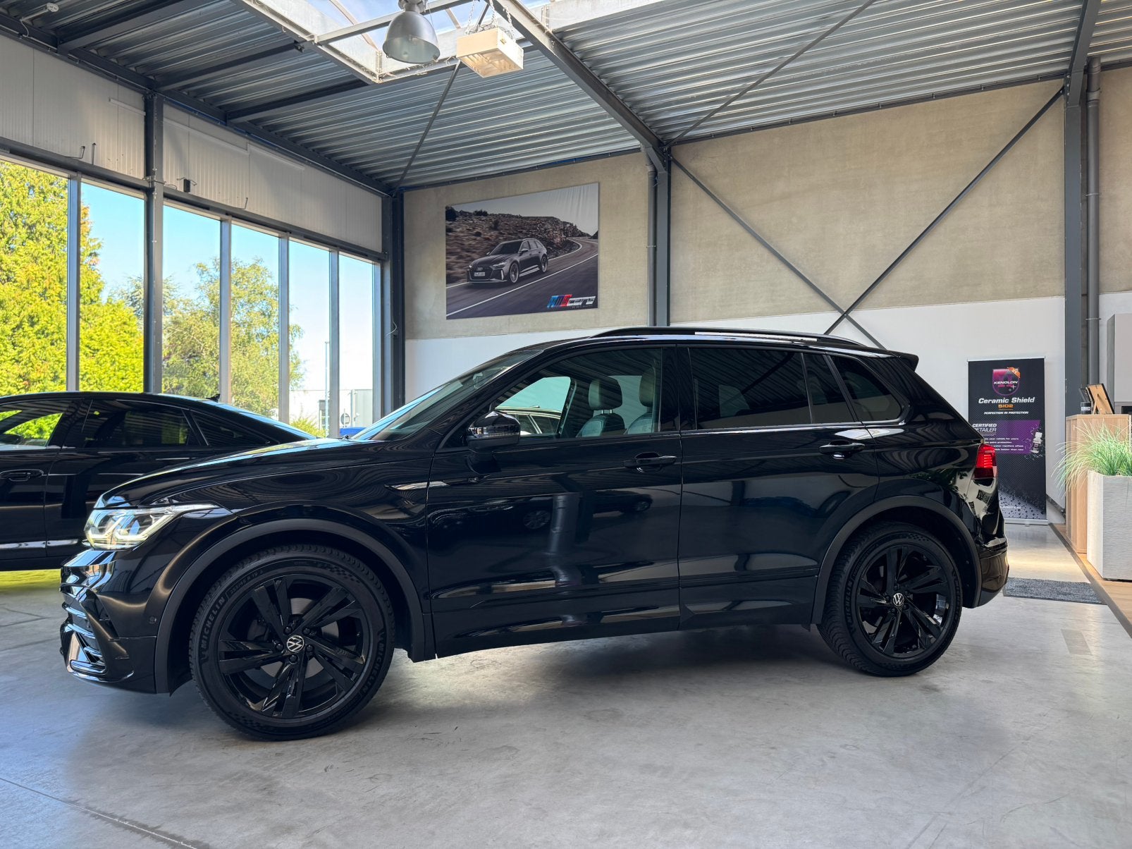Volkswagen Tiguan 1.5 TSI DSG R-Line | 02/2021 | 72.000 km, Autos, Volkswagen, Cuir, https://public.car-pass.be/vhr/9478a11d-bdbe-4903-a7d5-5fba60a5faa3