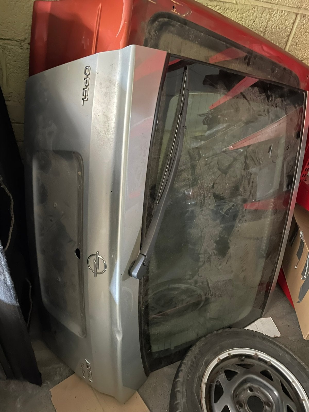 Opel astra g kofferdeksel, Ophalen, Opel
